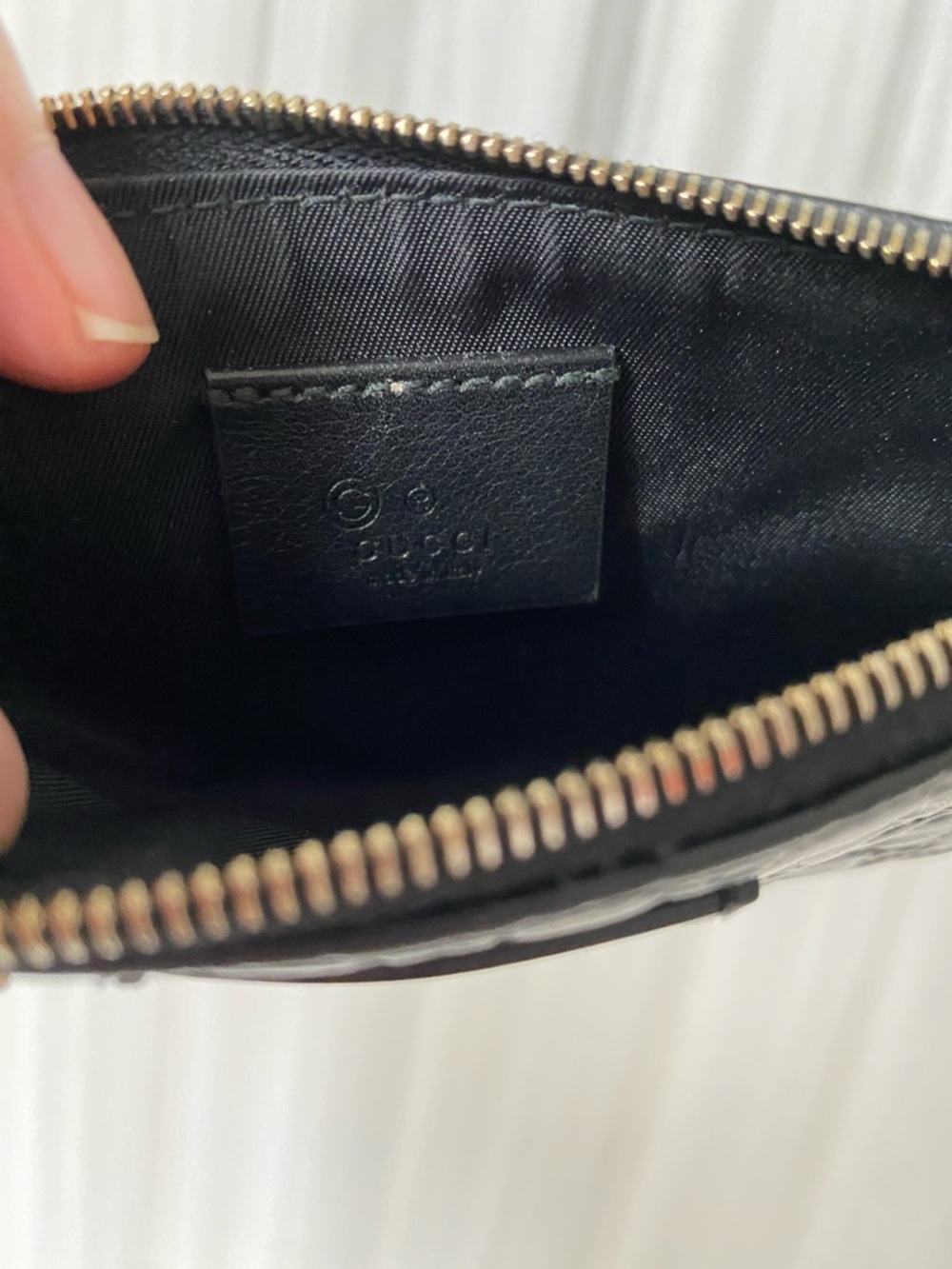 Gucci MicroGuccissima Black Quilted GG Mini Coin/Key with Gold Hardware - Picture 6 of 17